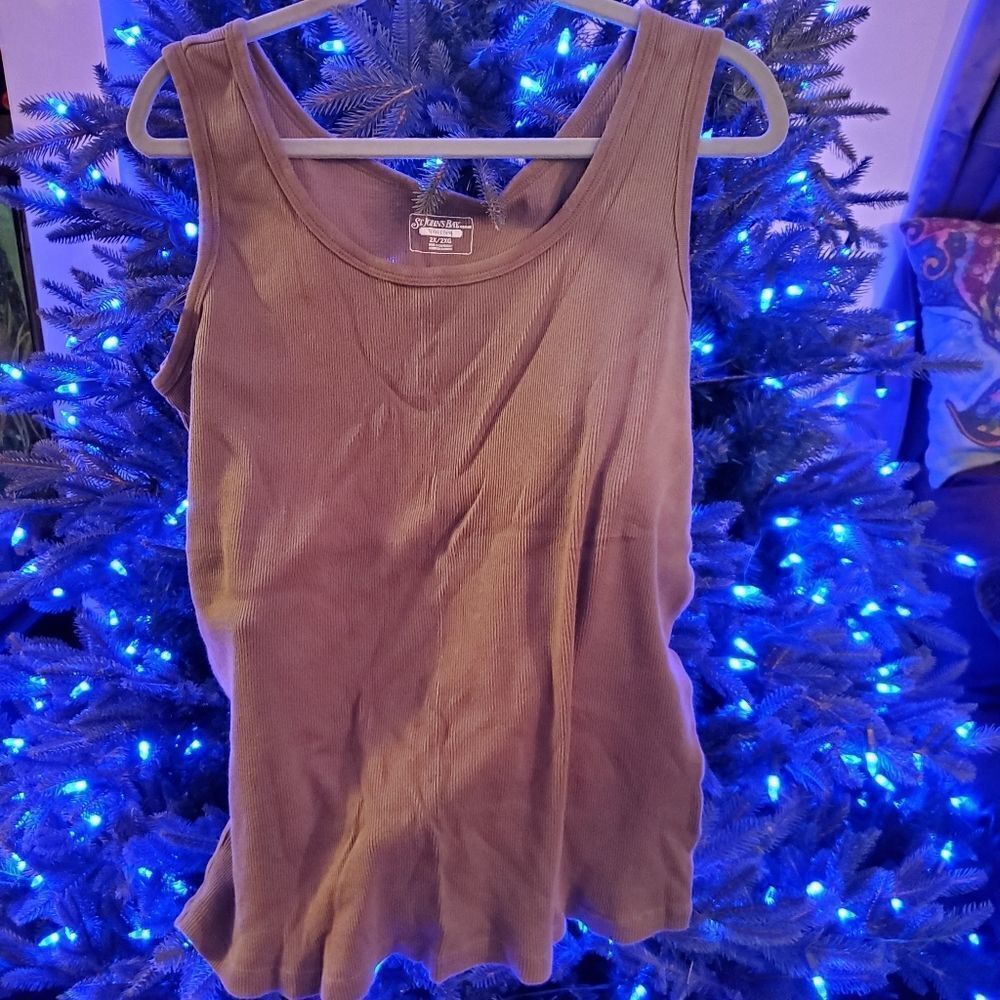 Tank Top‎